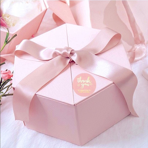 NEW Poshmark Packages "Thank You" Gift Wrap Shipping Supplies Set ~ 5 Items Pink - Picture 9 of 10